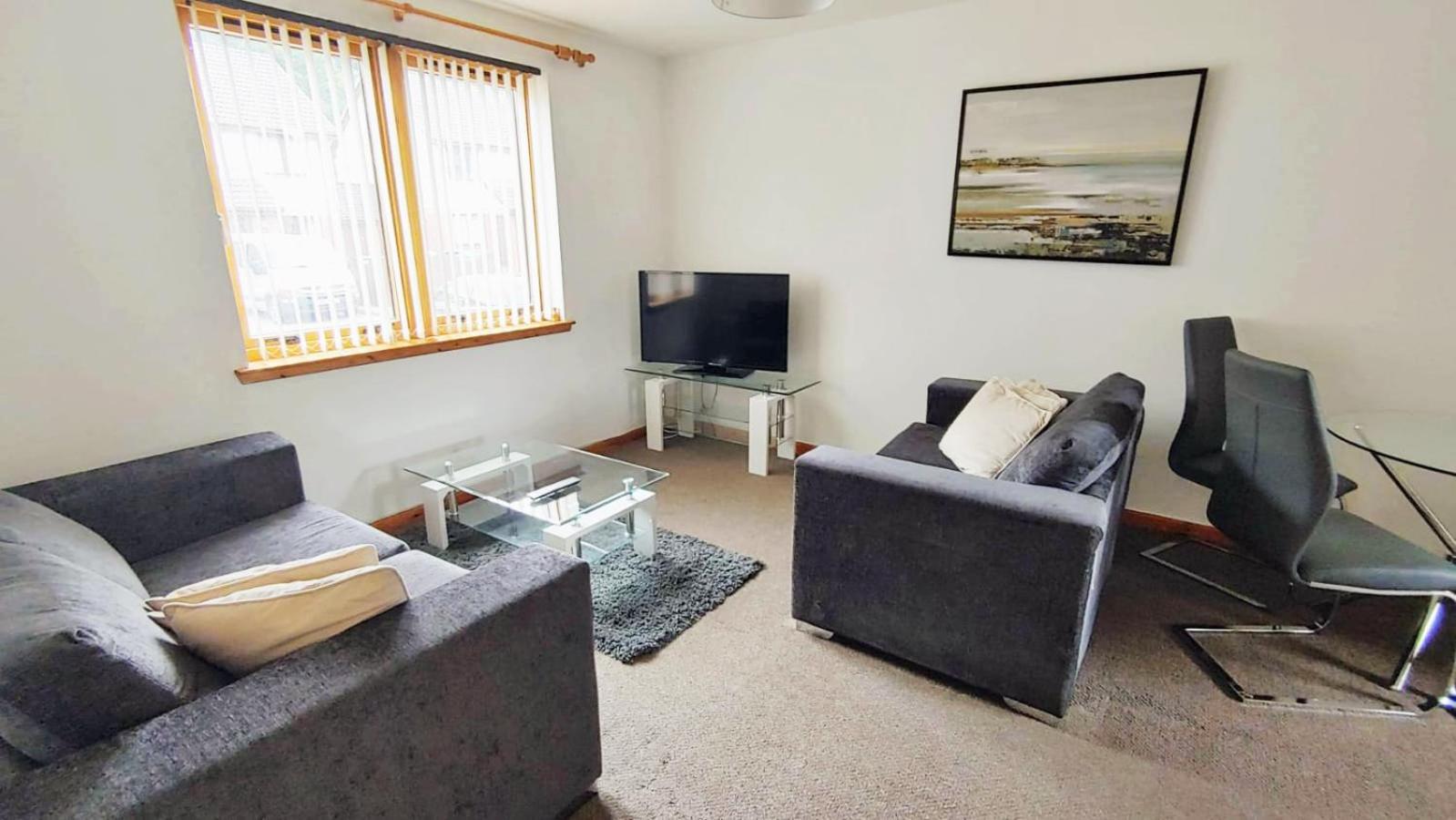 Superb 2 Bedroom Flat - Refurbished Dec 2024 Inverness Exteriér fotografie